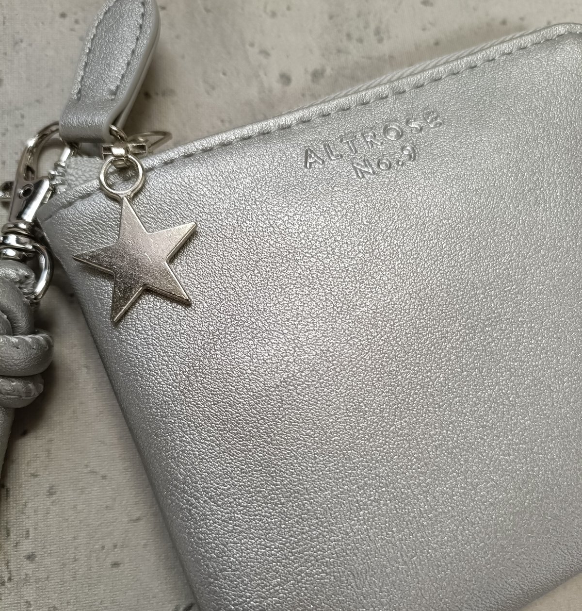 星チャームL字ファスナーラウンドミニ財布 シルバー | 星の雑貨店