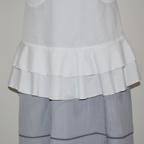 胸付きショートエプロン ドール風エプロン