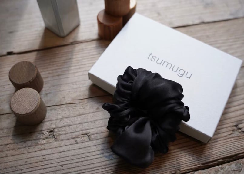 美髪シュシュpremium ブラック | tsumugu STORE