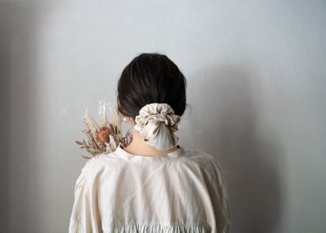 美髪シュシュpremium　ベージュ