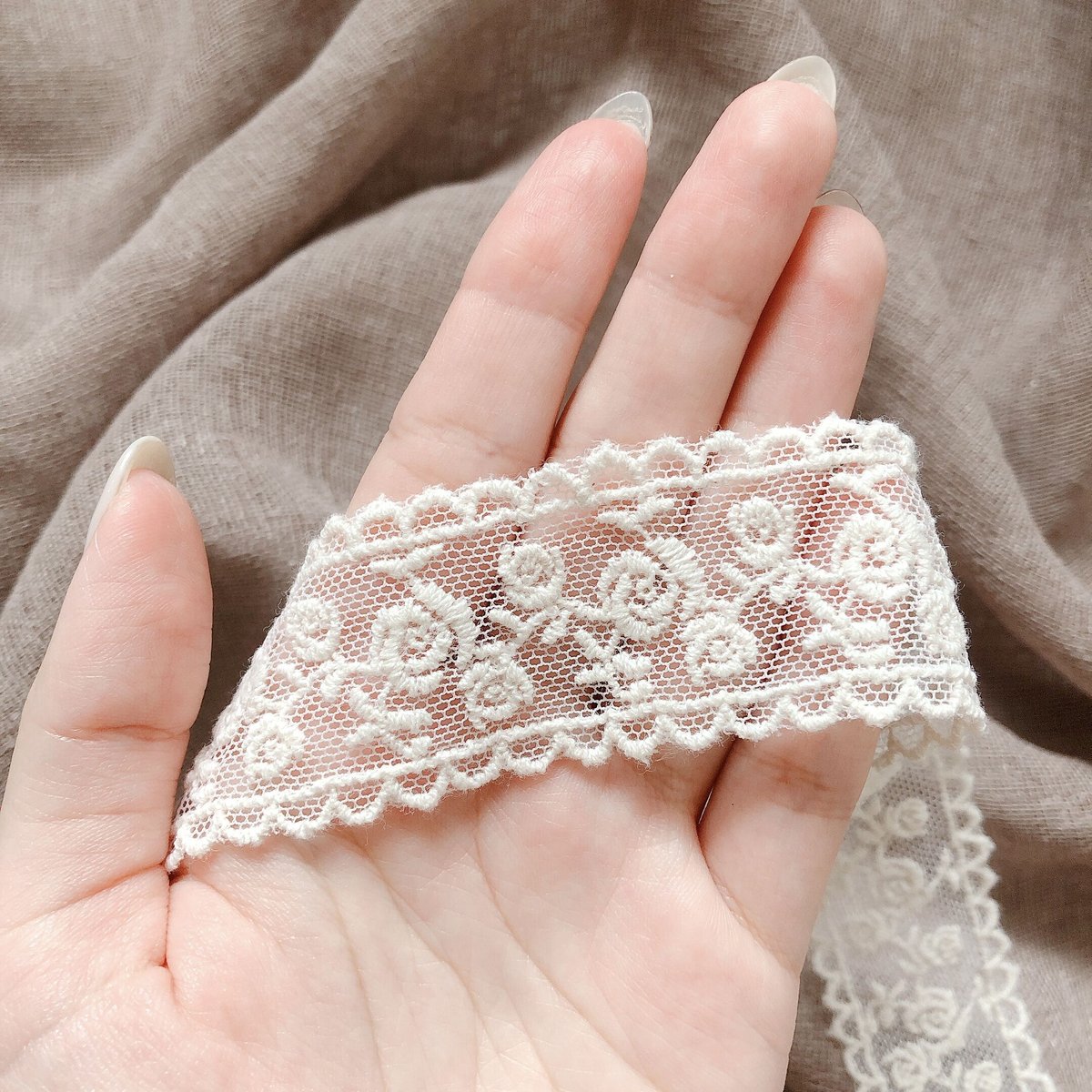 チュールレース一覧 R-13 1y/90cm】30mm ローズチュールレース スカラップ R13-4 | UAKOKO ﹣