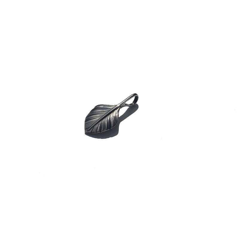 CHOLOS】Heart Feather S size | Tokyo Magazine M