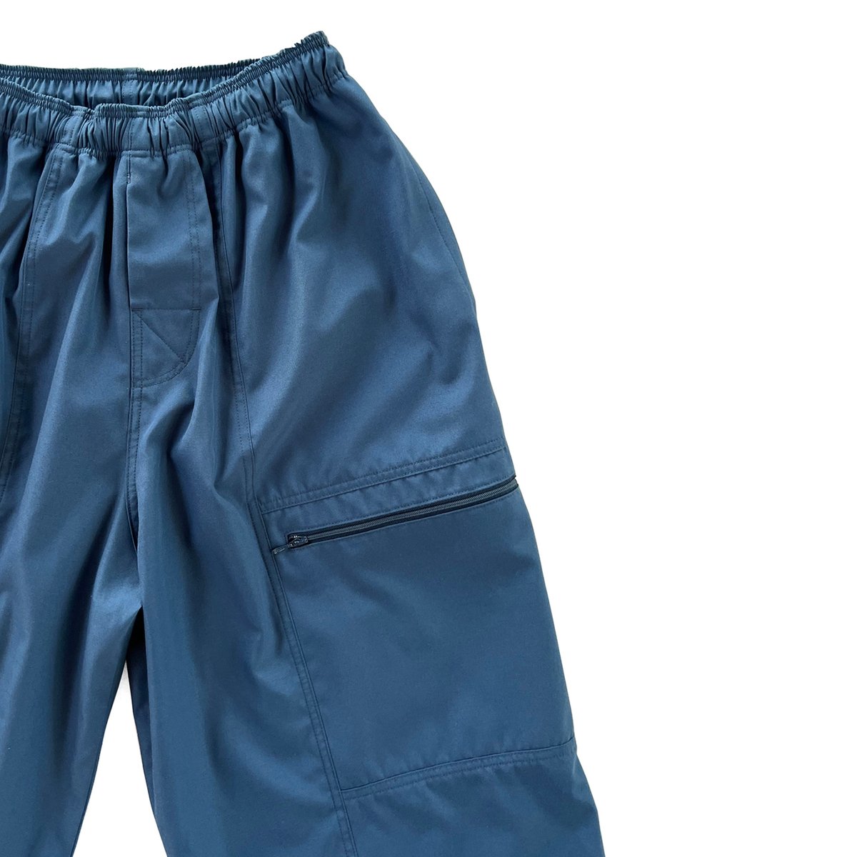 COMFORTABLE REASON / CROPPED SHORTS / WORK BLUE