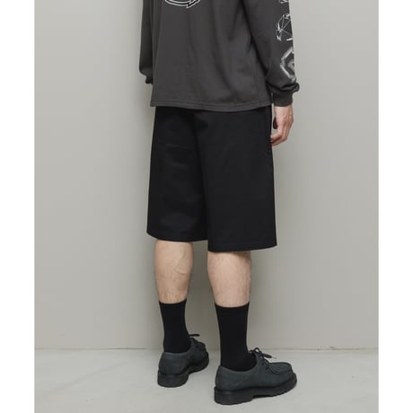 BAL / COTTON TWILL OVER SIZED BERMUDA SHORT / BLACK
