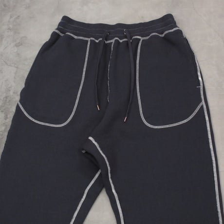 tone / SWEAT PANTS / CHACOAL