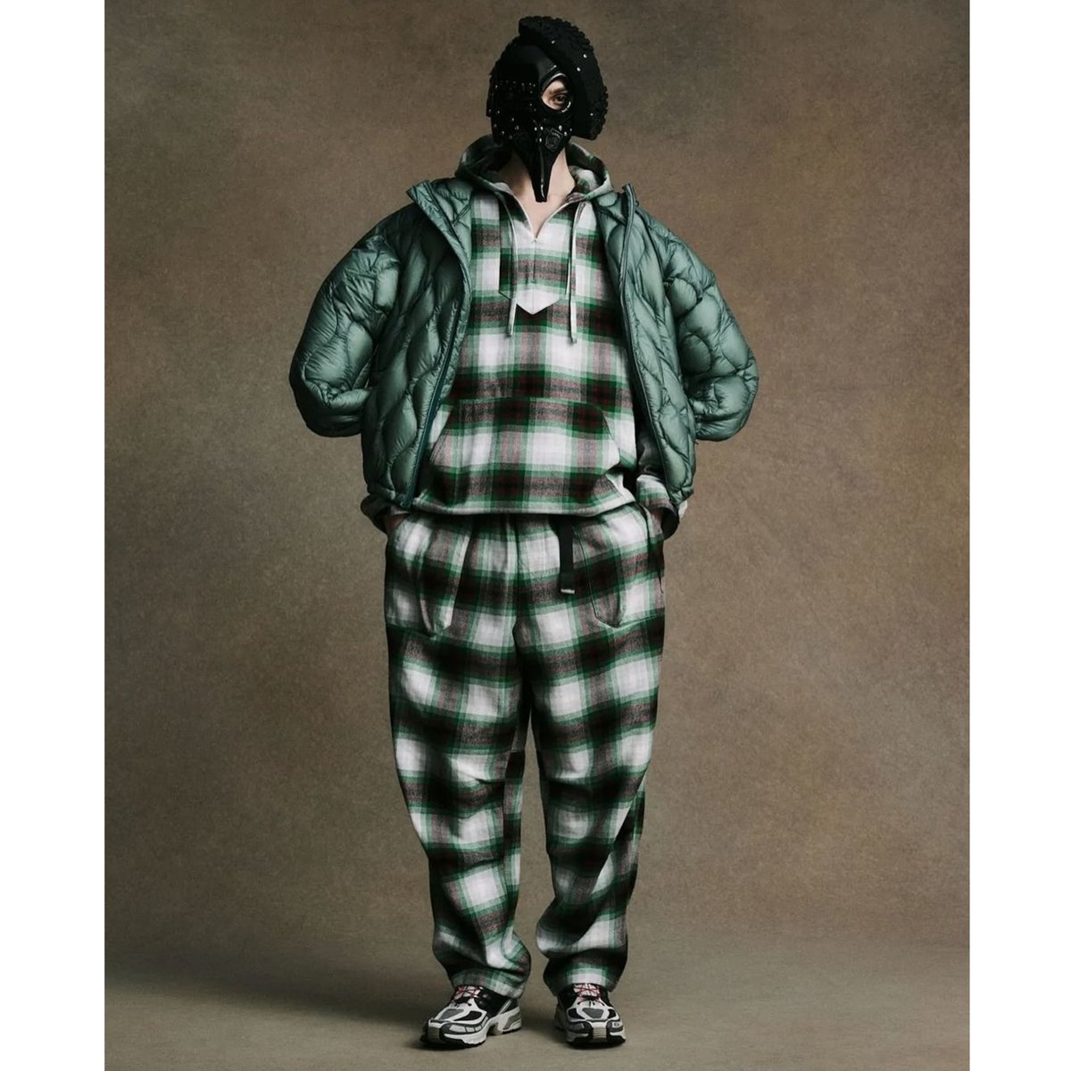 BAL / x TAION REMOVABLE SLEEVE DOWN JACKET / BL BAL / x TAION REMOVABLE SLEEVE DOWN JACKET / BL
