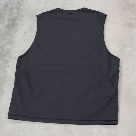 tone / MINIMAL WORK VEST / CHACOAL