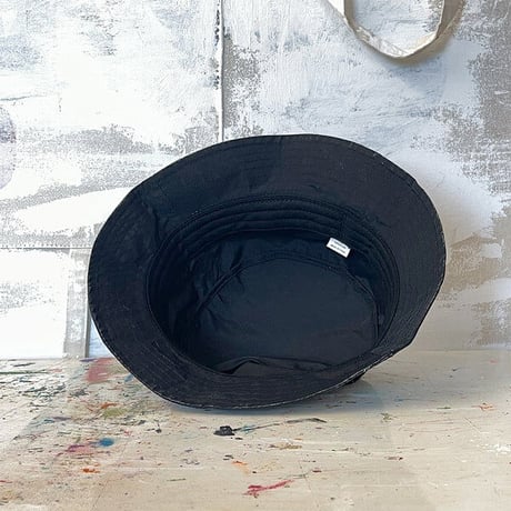 4WD  (4 WORTH DOING) / GRADIENT STITCH NYLON BUCKET / BLACK