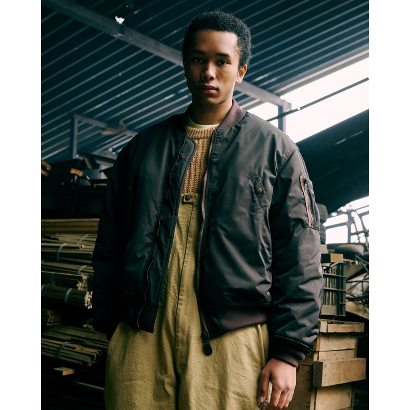 tone / BOMBER JACKET / BLACK | Sophomore