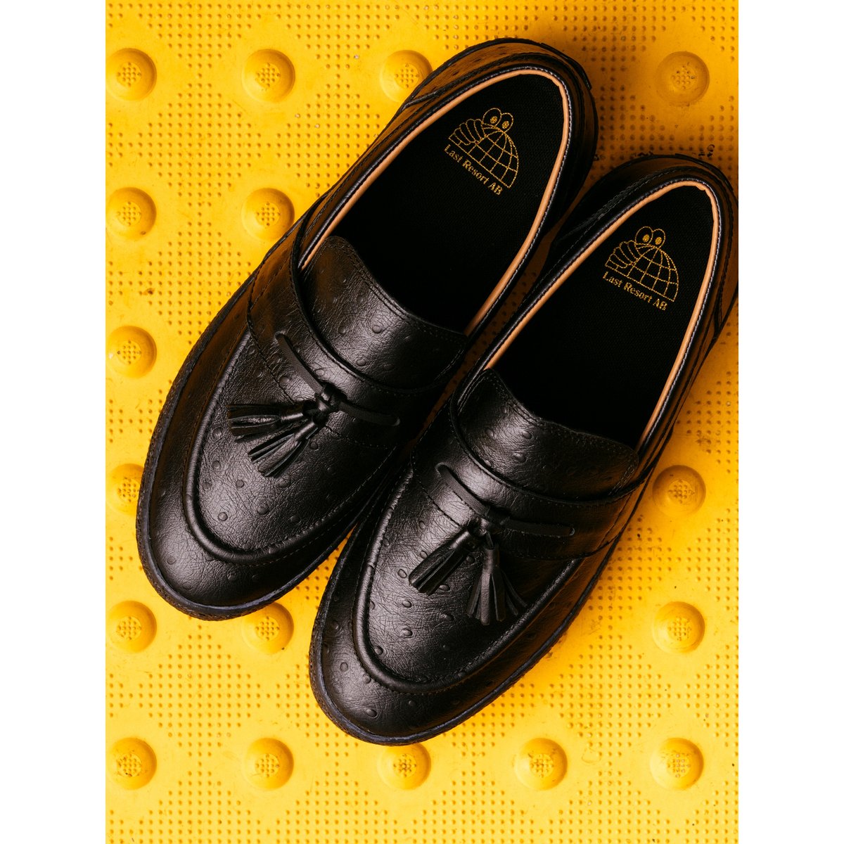 LAST RESORT AB / VM005-LOAFER / OSTRICH BLACK /