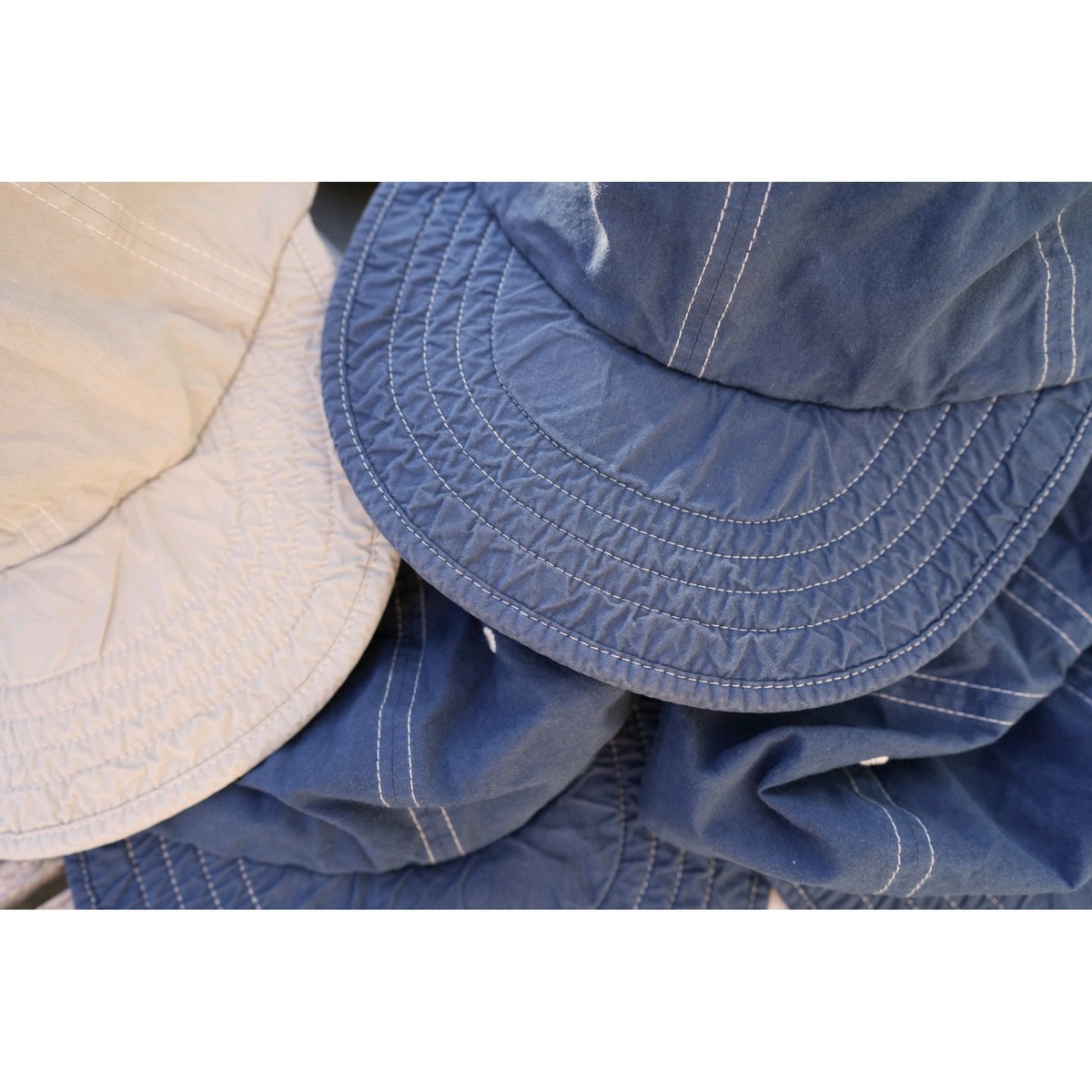 NOROLL / USUALLY CAP G/D / NAVY | Sophomore