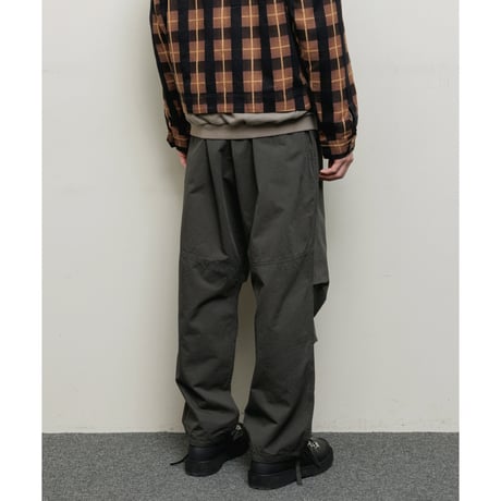 BAL / COTTON WEATHER WIDE MOUNTAIN PANT / CARBON BLACK