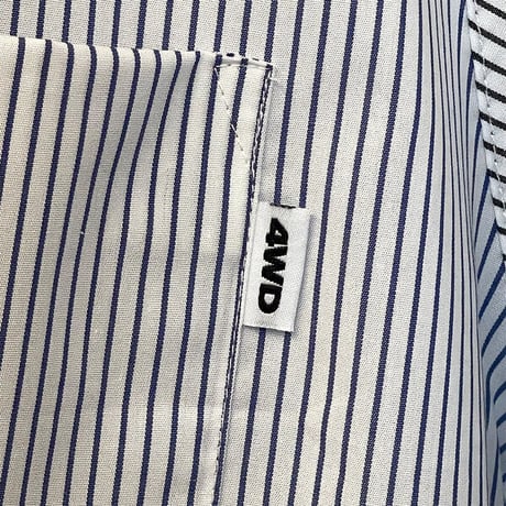 4WD  (4 WORTH DOING) / STRIPE CONTRAST BUTTON DOWN / NAVY/BLACK
