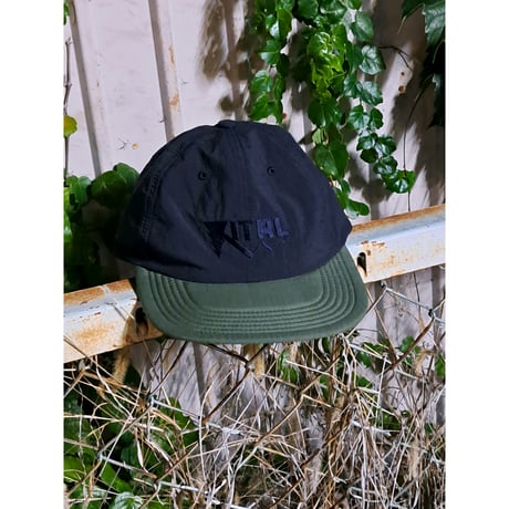 GARBAGE / SOFT BRIM 6 PANEL CAP (VITAL) / NAVY CROWN / ARMY GREEN BRIM (NAVY EMB)