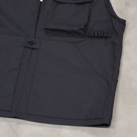 tone / MINIMAL WORK VEST / CHACOAL