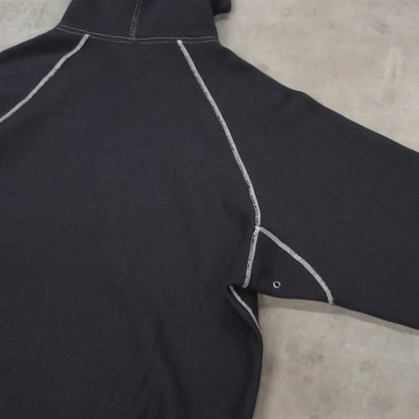 tone / HOODED SWEAT / CHACOAL