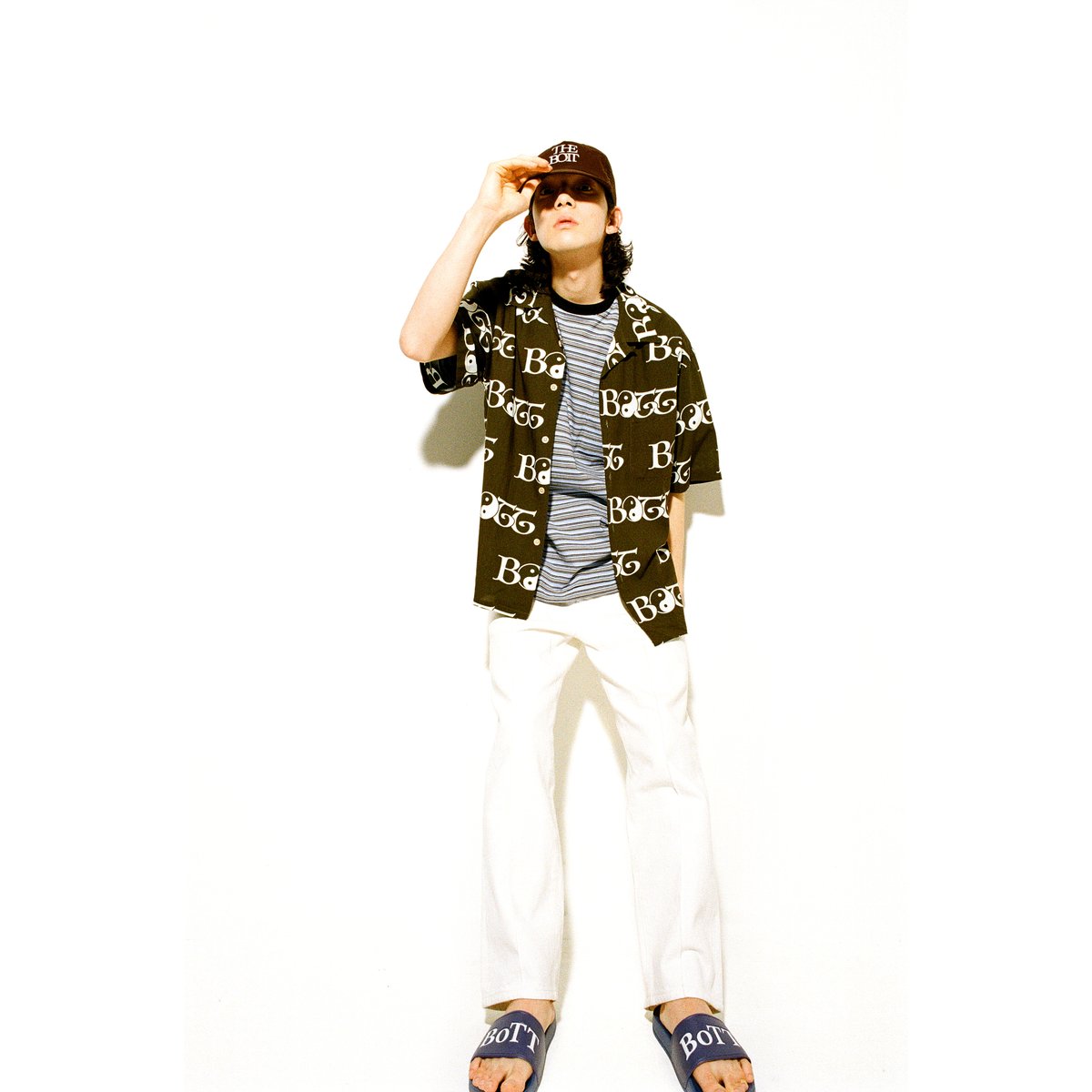 BoTT / JACQUARD BORDER TEE / BLUE | Sophomore