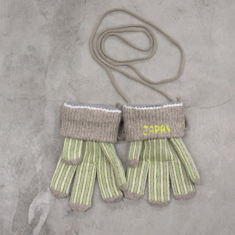 NOROLL / UFF GLOVE | Sophomore