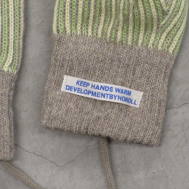 NOROLL / UFF MITTEN | Sophomore