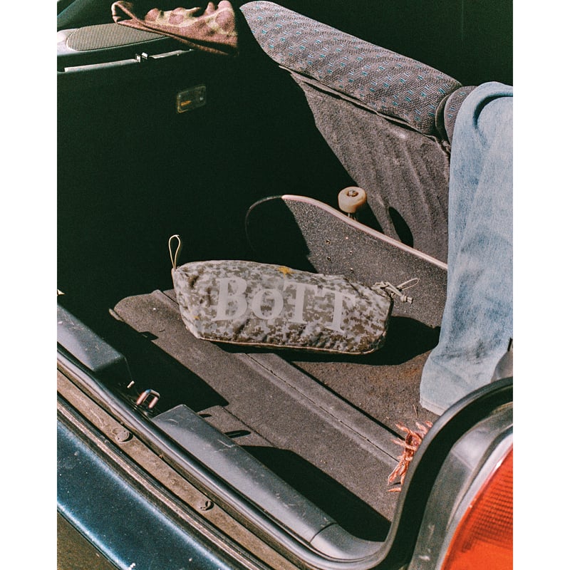 BoTT / x HELINOX TAC. CHAIR / CAMO | Sophomore