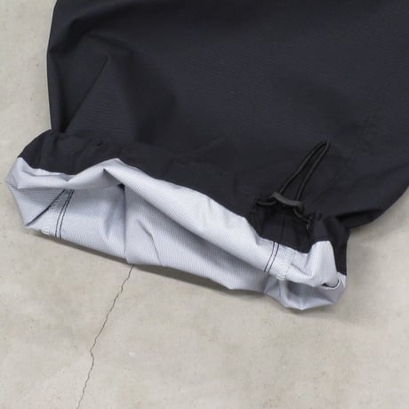 tone / WATERPROOF CONVERTIBLE PANTS / BLACK