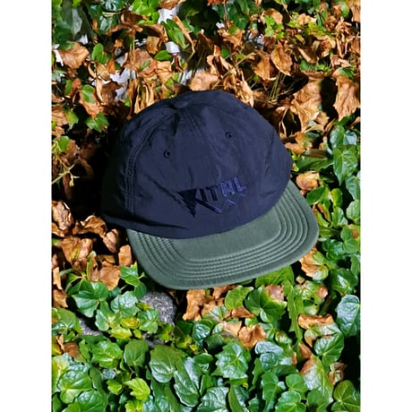 GARBAGE / SOFT BRIM 6 PANEL CAP (VITAL) / NAVY CROWN / ARMY GREEN BRIM (NAVY EMB)