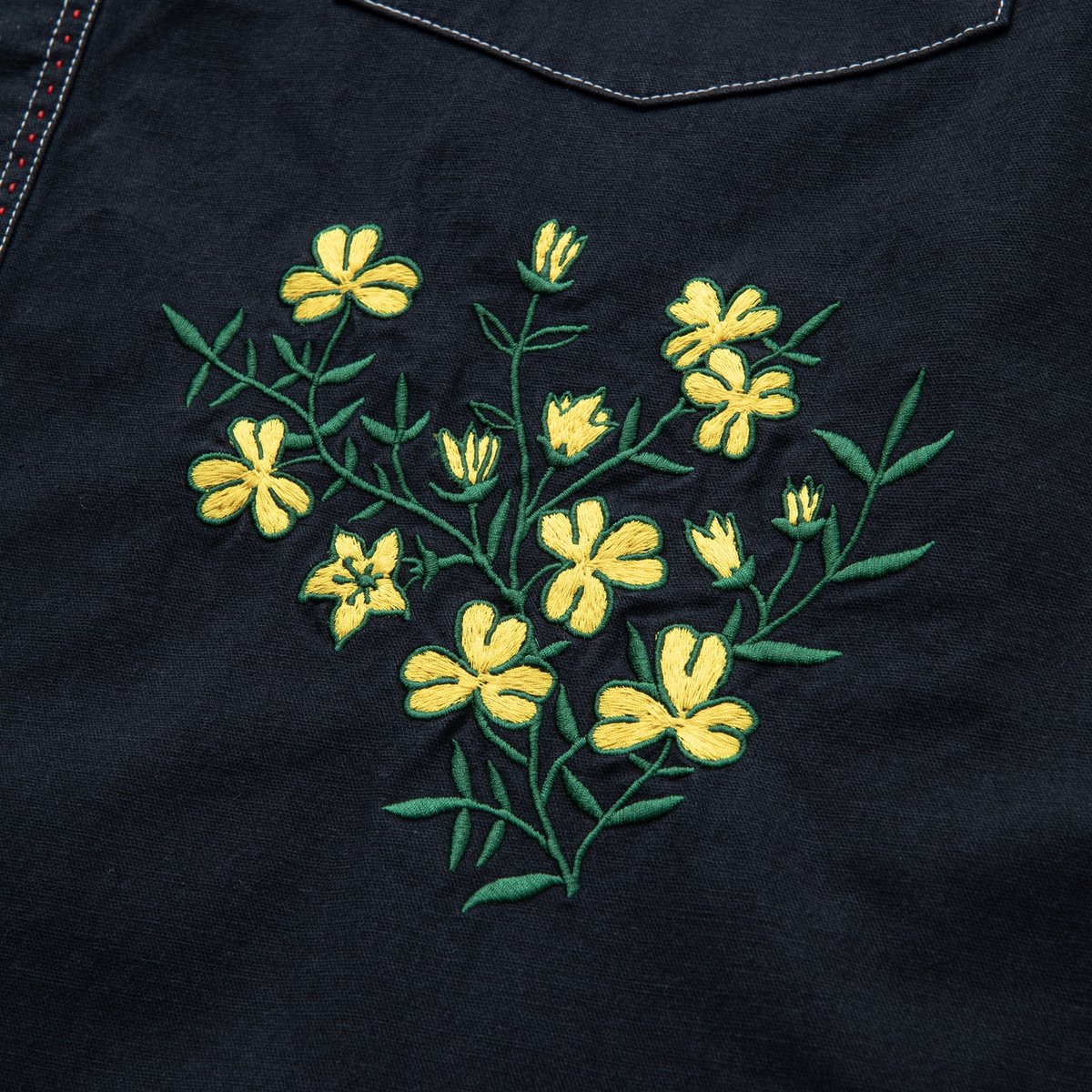【ケム】BOTT ボット 長袖シャツ ウエスタン 花柄刺繍 張り感 美品 fit=scale-down,w=1200