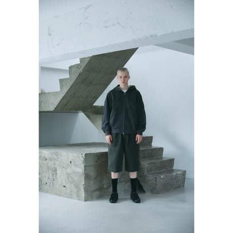 COMFORTABLE REASON / PIGMENT COATING HOODED JACKET / BLACK