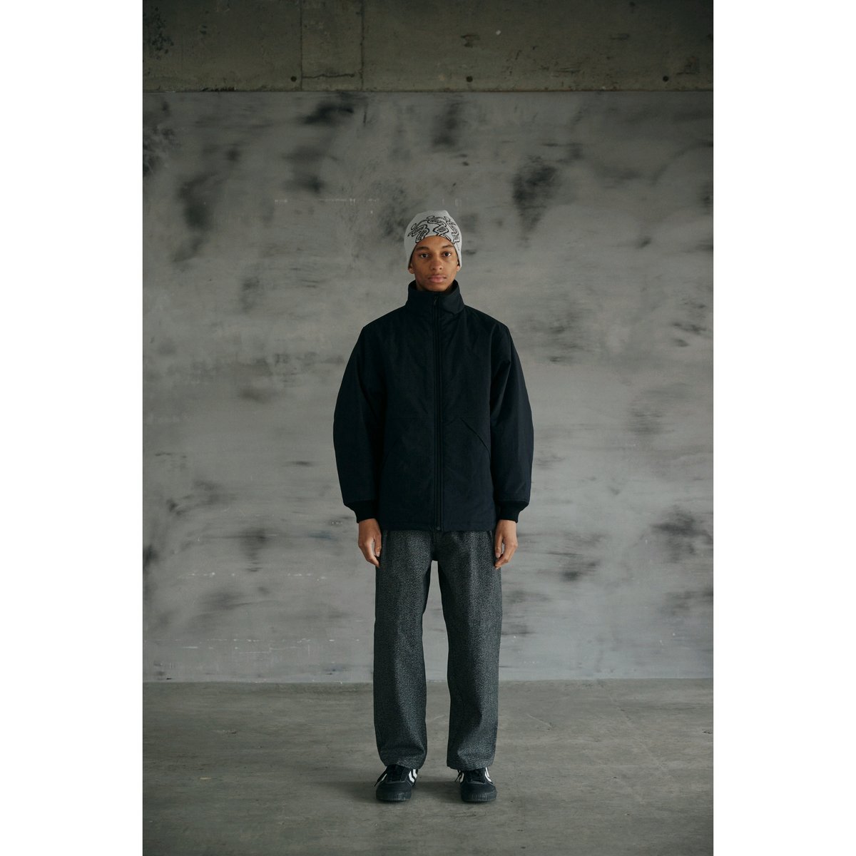 COMFORTABLE REASON DUCK PUFF JACKET グレー fit=scale-down,w=1200