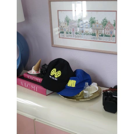 4WD  (4 WORTH DOING) / ME VS ME SMILE HAT / BLACK