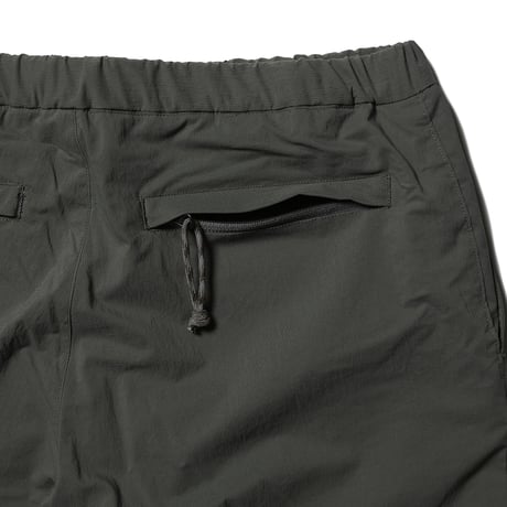 tone / DRY STRETCH NYLON PANTS / SAGE GREEN