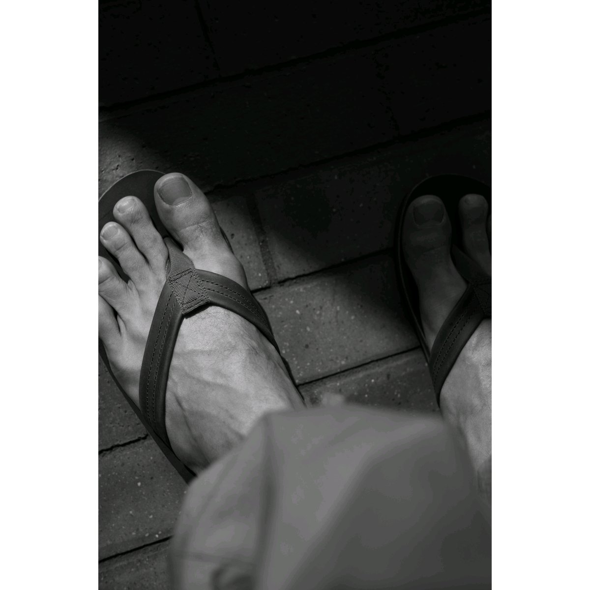 PHIGVEL MAKERS & Co. / LEATHER BEACH SANDAL / B