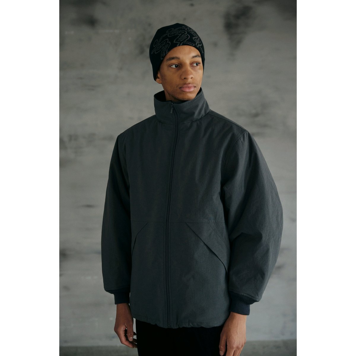 COMFORTABLE REASON / DANCING DNA BEANIE / BLACK