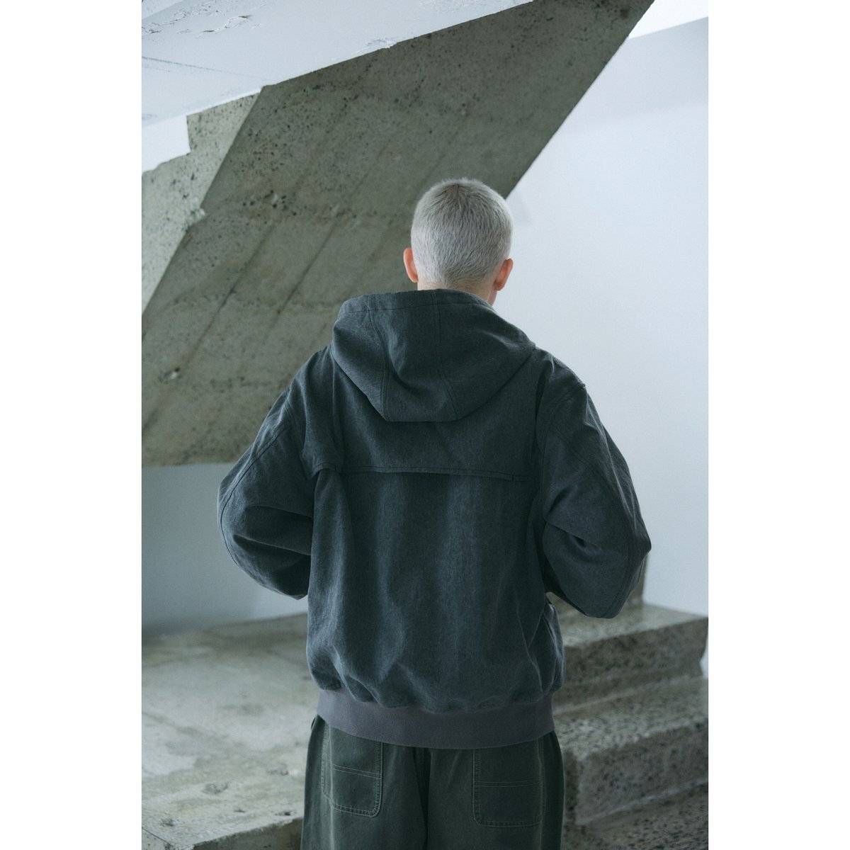 COMFORTABLE REASON / PIGMENT COATING HOODED JAC