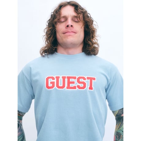 SPECIAL GUEST K.K. / SG GUEST LOGO TEE / BEIGE