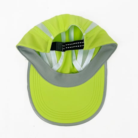 COMFORTABLE REASON / STRETCH ACTIVE CAP / SAFETY GREEN