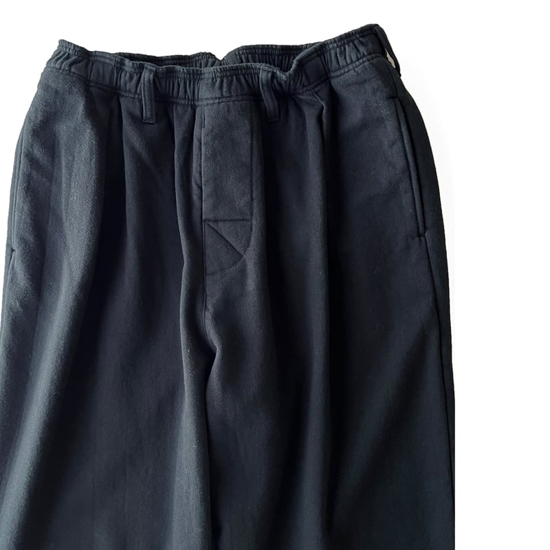 COMFORTABLE REASON / FLEECE BACK SLACKS / BLACK