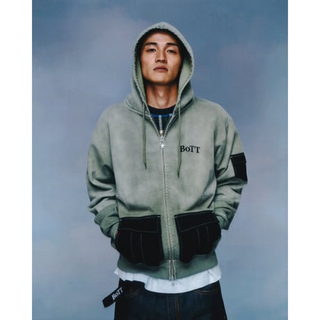 BoTT / WASHED CARGO POCKET ZIP HOODIE / OLIVE