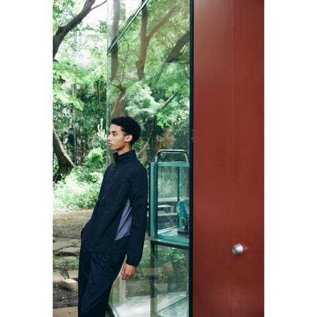COMFORTABLE REASON / STAND ZIP STRETCH JACKET / BLACK