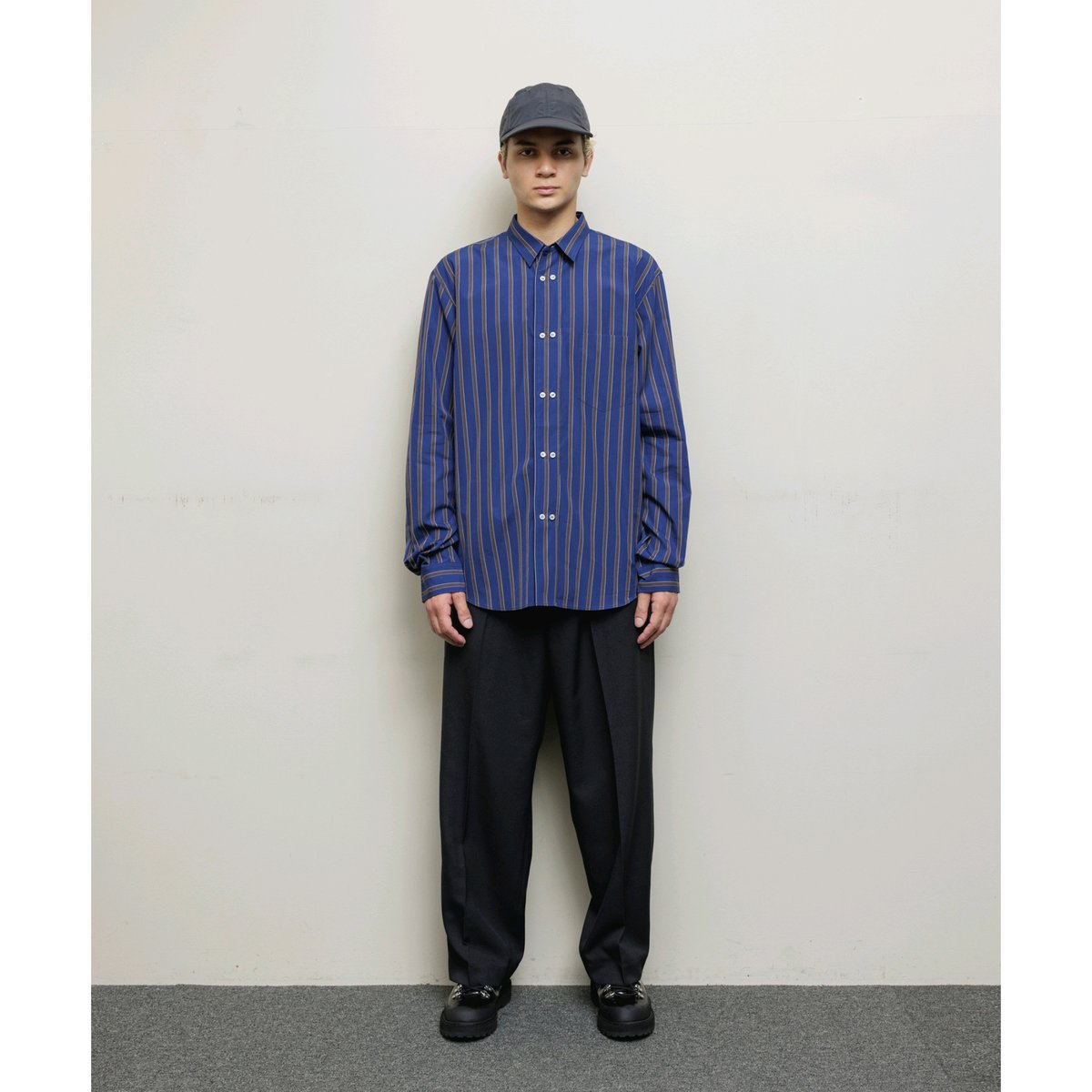 BAL / DOUBLE BUTTON SHIRT / NAVY | Sophomore