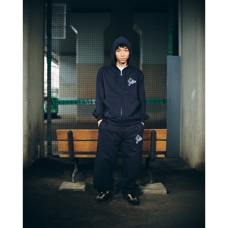 SPECIAL GUEST K.K. / PVC SG LOGO ZIP HOODIE / N