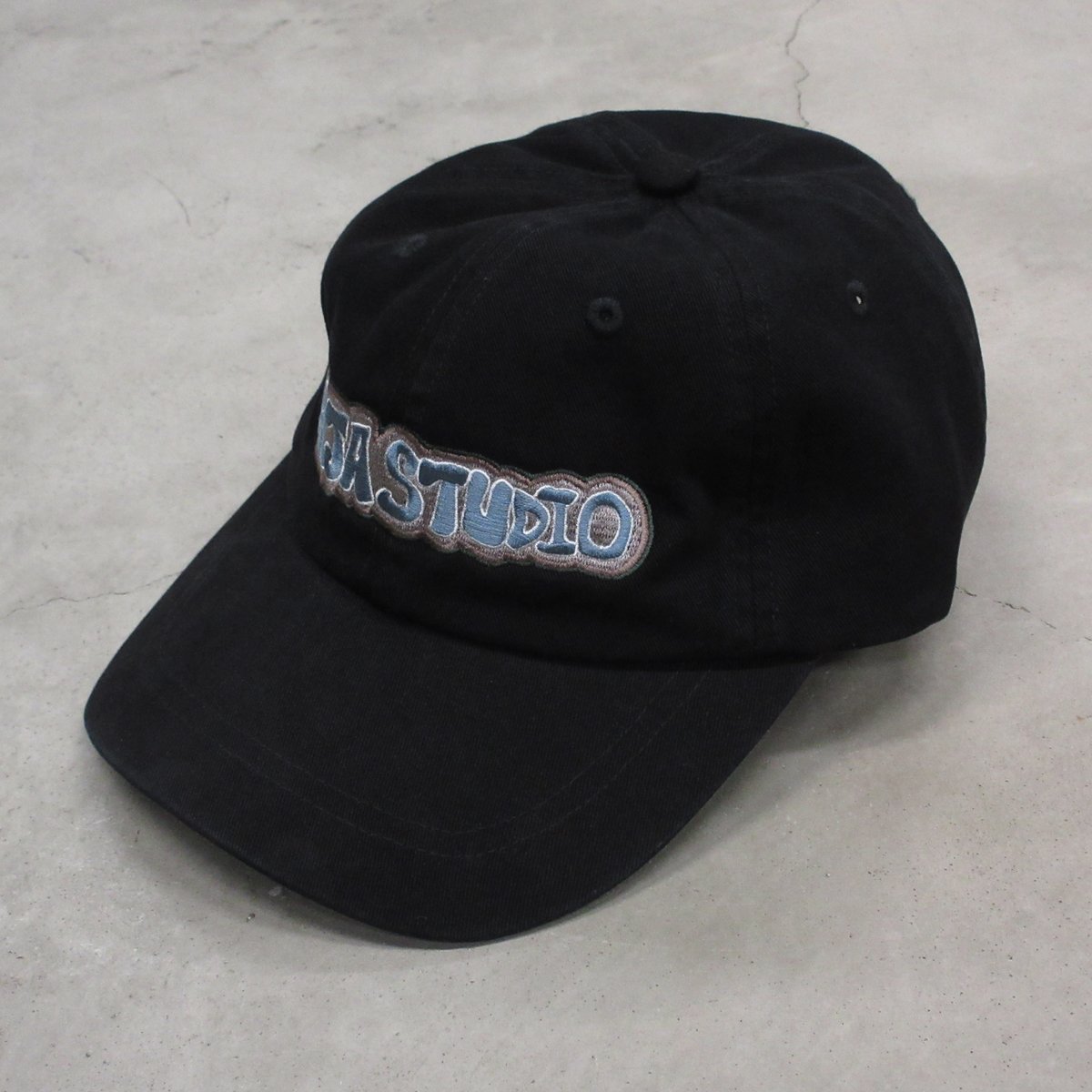 PAJA STUDIO / PJS LOGO CAP / BLACK | Sophomore