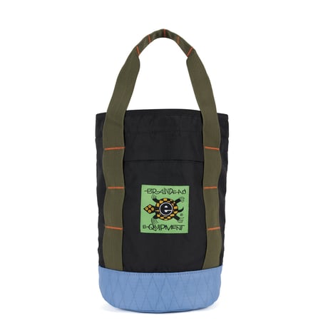 BRAIN DEAD / BRAIN DEAD EQUIPMENT CINCHED CHALK BAG / BLACK