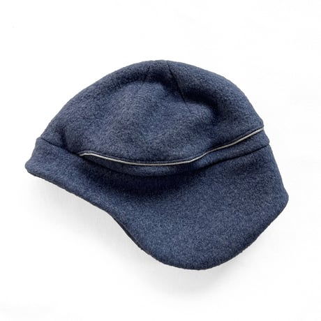 COMFORTABLE REASON / FLEECE EAR FLAP / BLUE