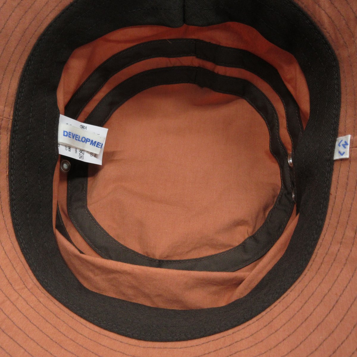 NOROLL / OZ HAT / SALMON ORANGE | Sophomore