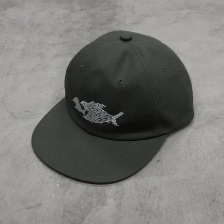 GARBAGE / HARD BRIM 6 PANEL CAP LOW (SOLIDARITY) / OLIVE GREEN (WHITE EMB)