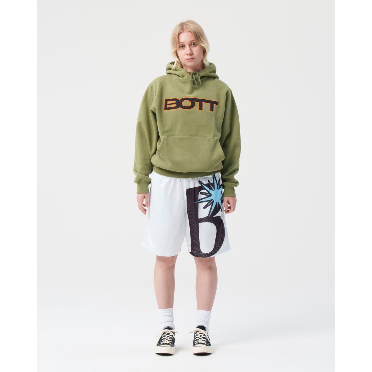 【BoTT】V2 Logo Hoodie / Olive BoTT / V2 LOGO HOODIE / OLIVE | Sophomore