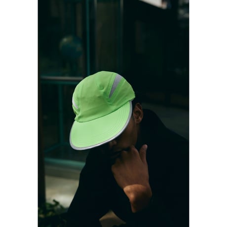 COMFORTABLE REASON / STRETCH ACTIVE CAP / SAFETY GREEN