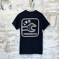 4WD  (4 WORTH DOING) / WRENCHED TEE / BLACK