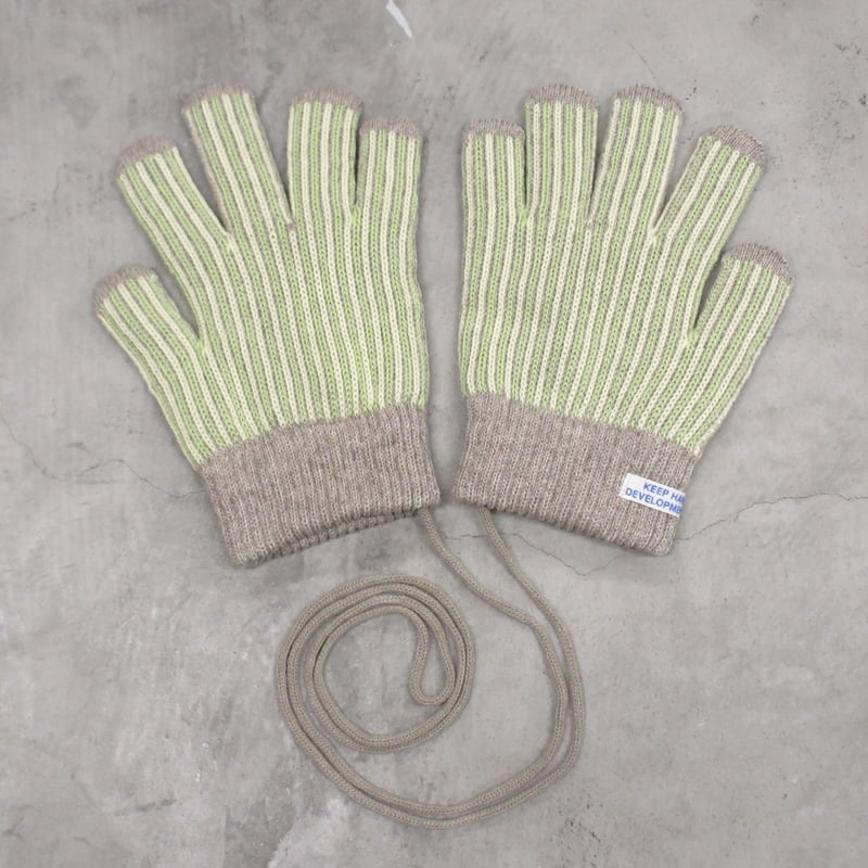 NOROLL / UFF GLOVE | Sophomore